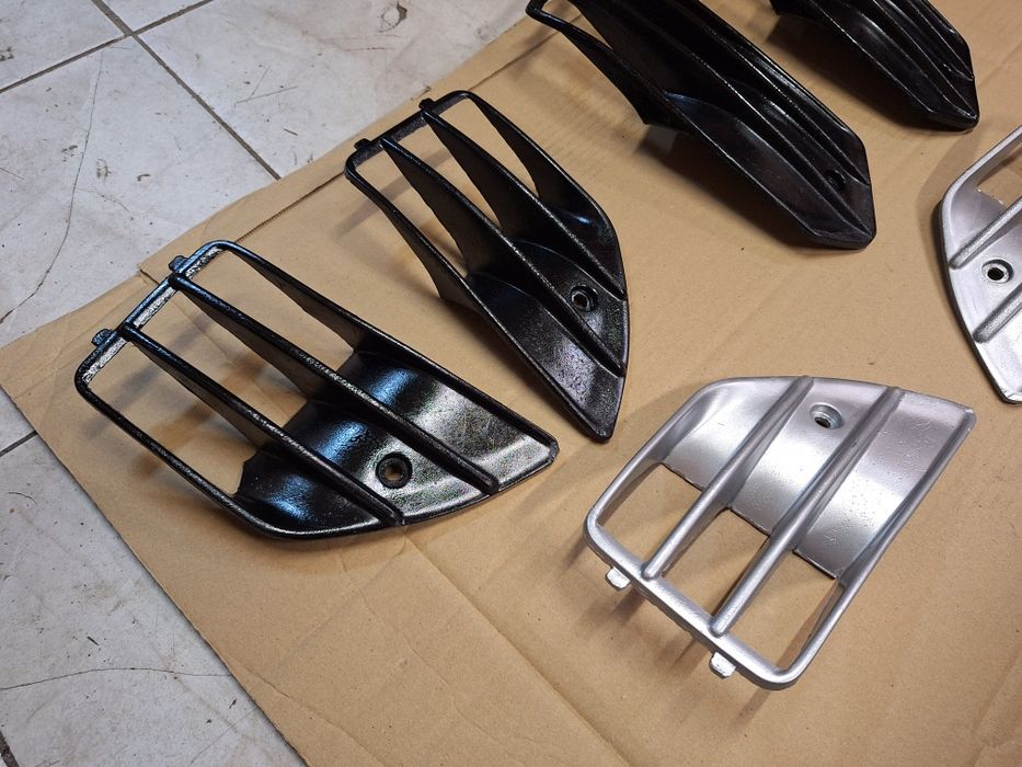 Suzuki RF 600 kartki wloty powietrza owiewka kratka RF 900 nerka nerki