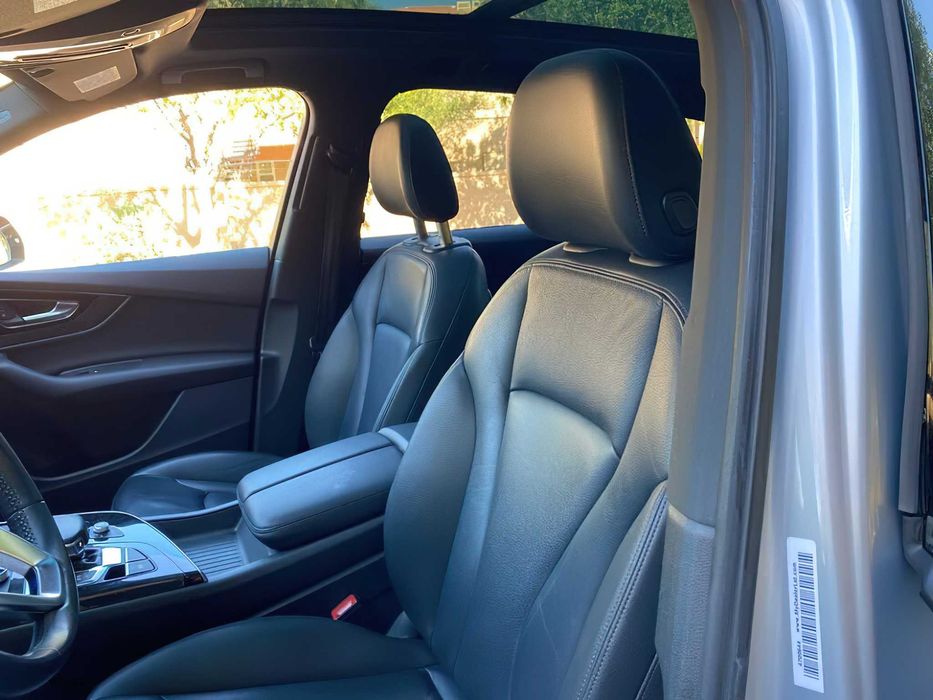 Audi Q7      2019