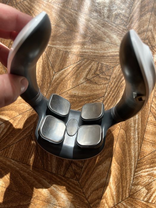 Импульсный масажер для шеи