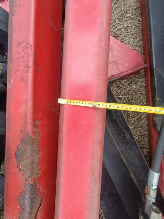 Продам сетку та проф трубу великих розмірів та товщиною 5 мм.