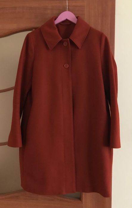 Piękny płaszcz marki COS