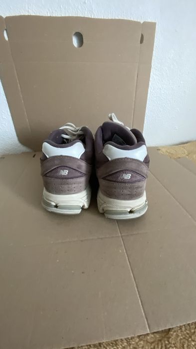 New balance 2002r