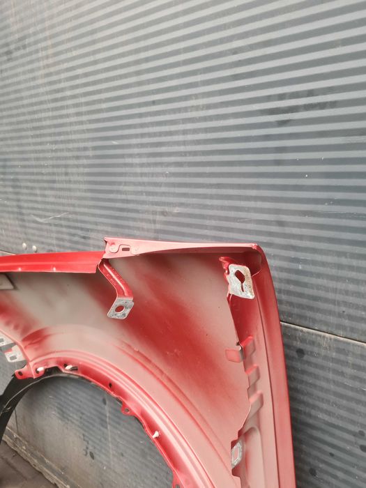 Ford Explorer EV błotnik przedni prawy 24r