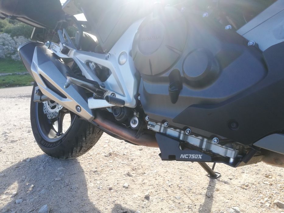 Honda NC750x (como nova)