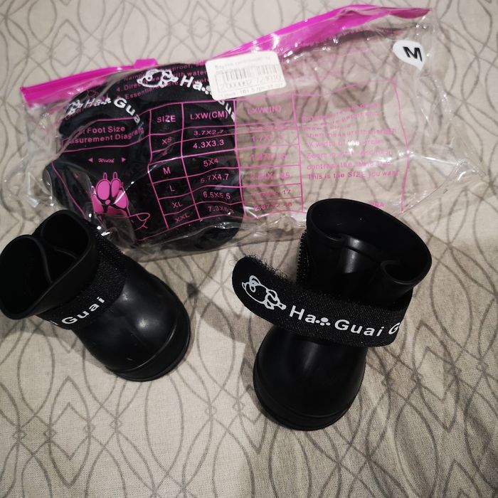 Продам обувку для собак