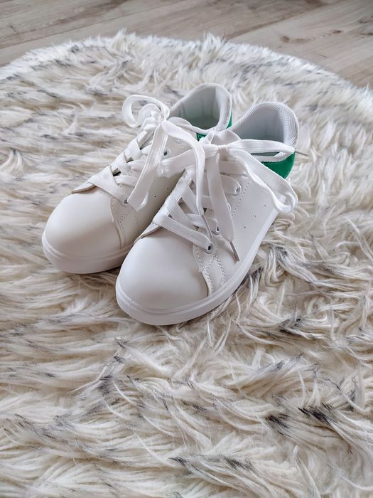 Buty dla dziewczynki
