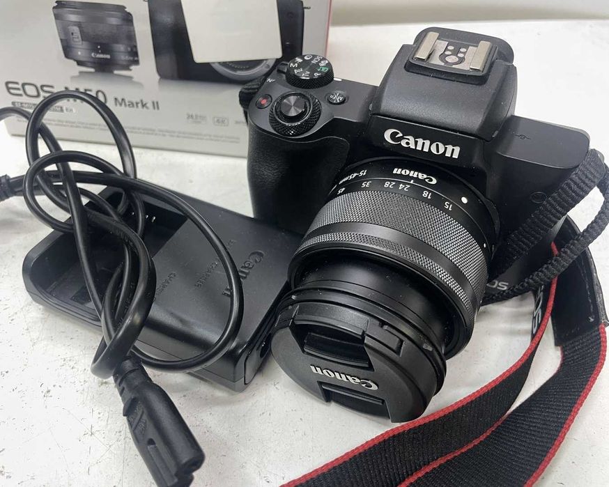 Фотоаппарат Canon EOS M50 Mark II + 15-45 IS STM