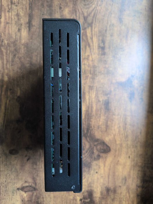 Komputer MiniPC Ryzen 5 8500G, 16GB RAM, 500GB SSD, WiFi 6E, Bluetooth