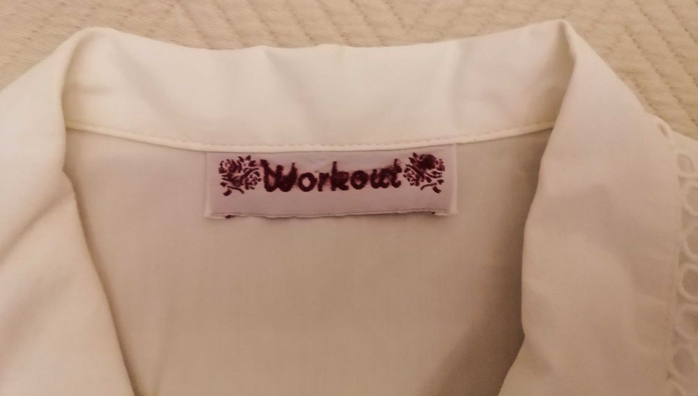 Blusa em algodão e cintada para senhora