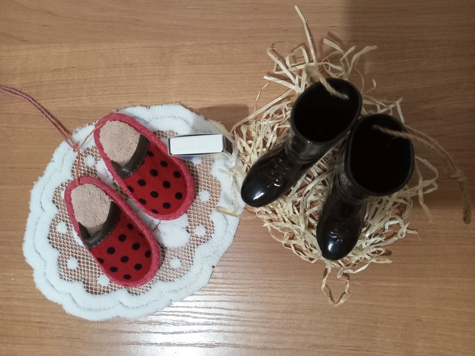 Комплект чоботи капці-підвіска сувенір