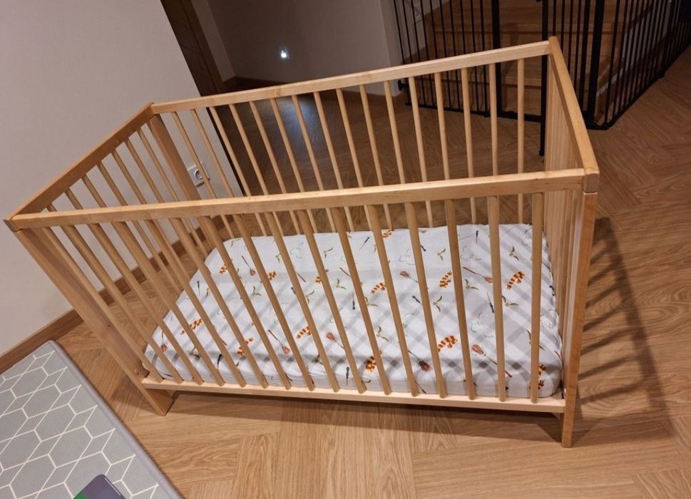 Sprzedam łóżeczko Gulliver ikea