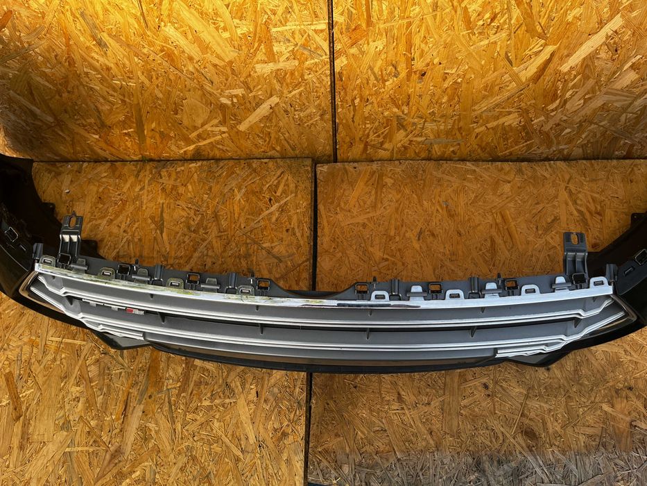 Zderzak Grill Audi TT S-Line 8S0