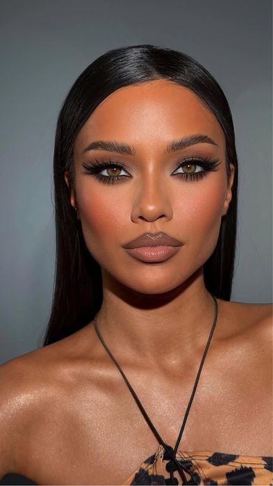 Maquilhagem, Penteados e Mega Hair