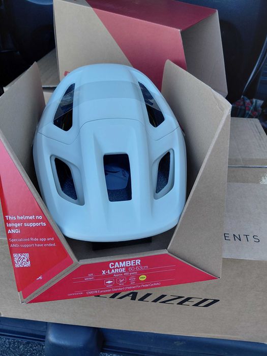 Capacete Specialized