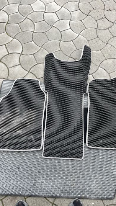 Продам ева коврики на віто vito 639