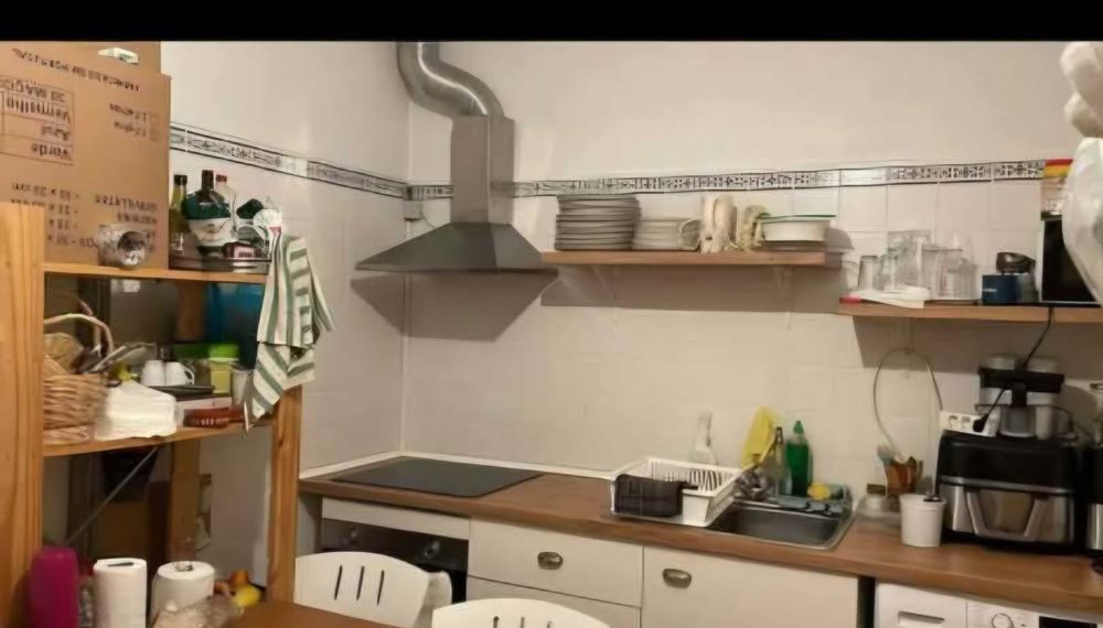 Aluga-se Quarto a Senhora em Paderne
