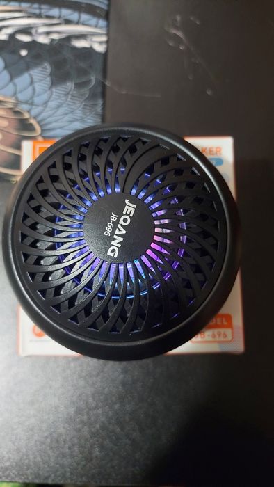 Портативна колонка