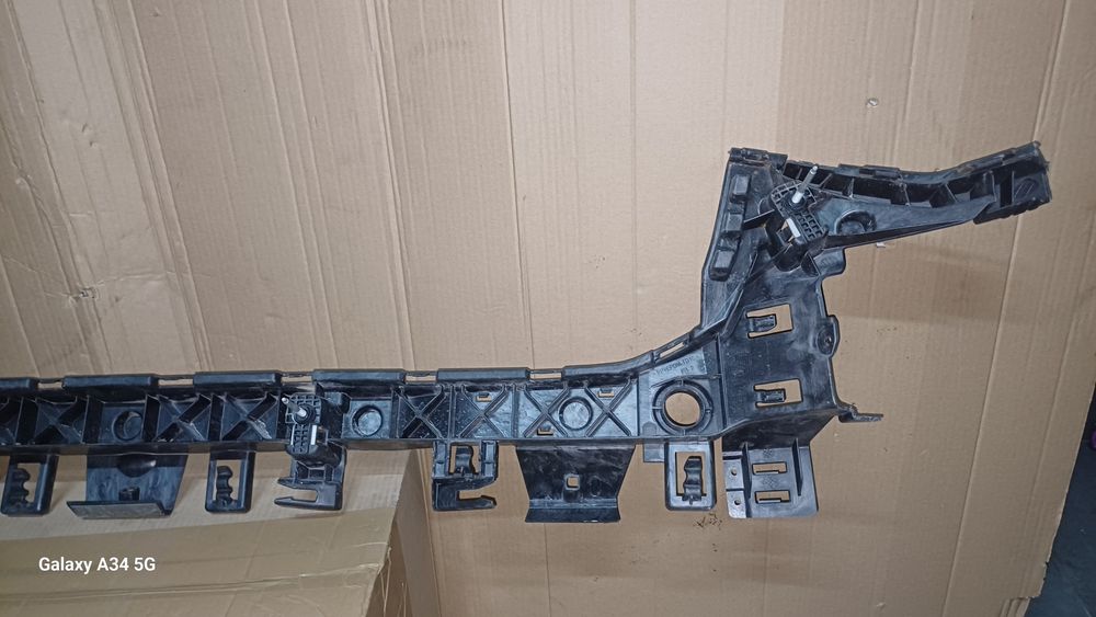 Absorber ślizg zderzaka tylniego audi a3 8Y