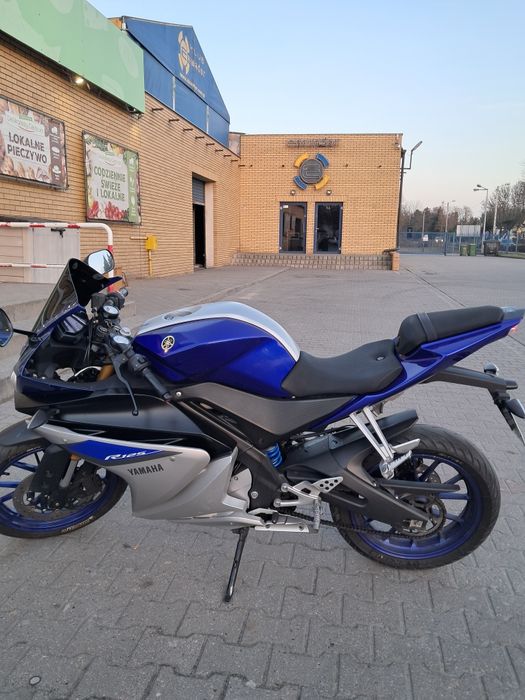 Yamaha yzf r125  2016