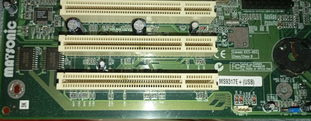Lote 2 Motherboards (ASUS P4S533) e (Matsonic MS9317E+ (USB) Retro Socket 478 + Processadores Pentium 4 + RAM 256MB (Para Peças / Reparação)