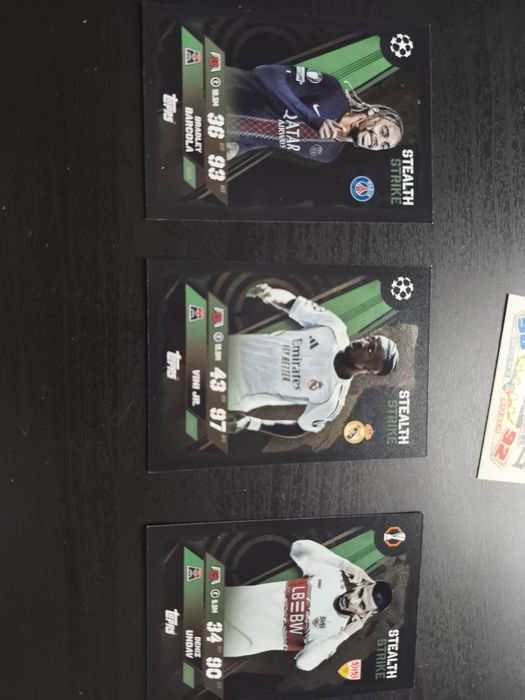Karty topps stealth strike