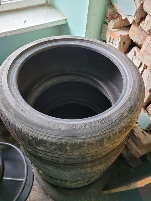 Шини літні 225/45/r17