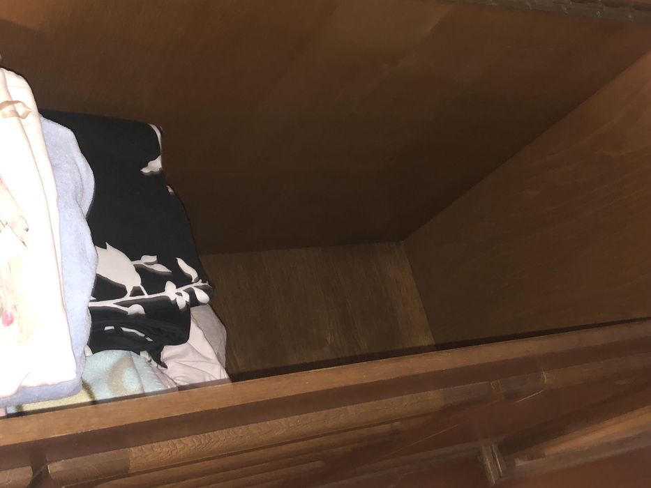 Комод б/в , меблі