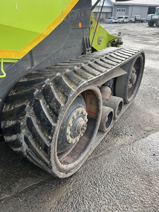 Claas Lexion 480 на гусеницях 2003 рік випуску