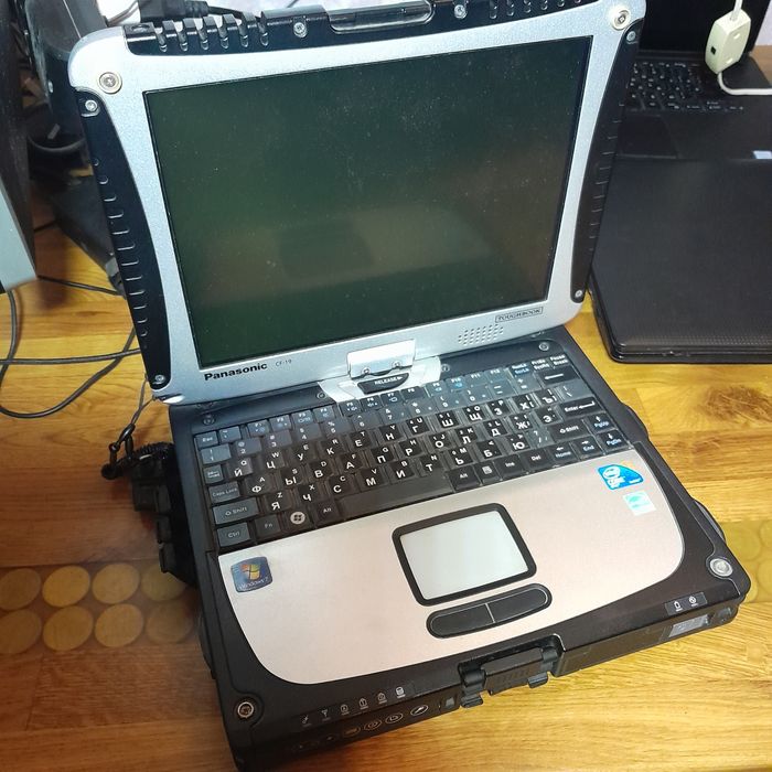 Panasonic Touchbook CF-19