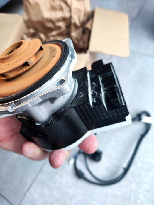 Pompa Vaillant Wilo z kotła dwufunkcyjnego