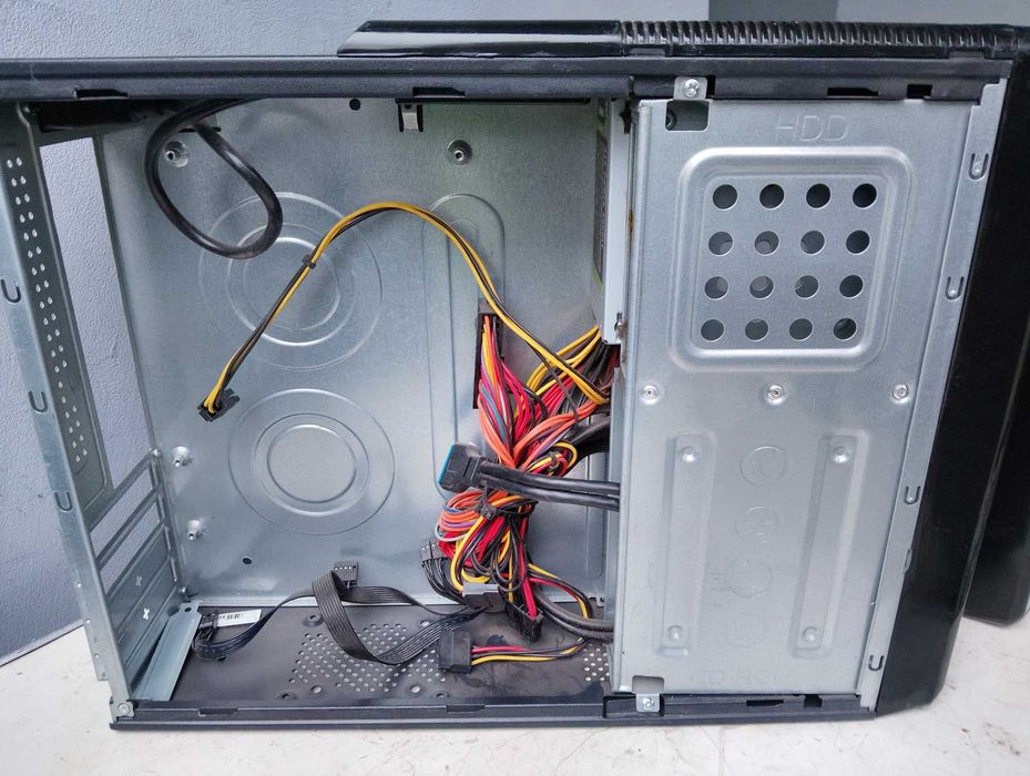 Корпус mATX з Блоком Живлення 400Вт