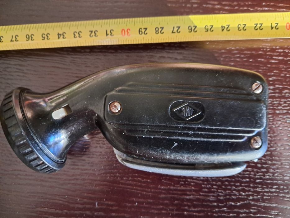 Бакелітовий динамо-ліхтарик