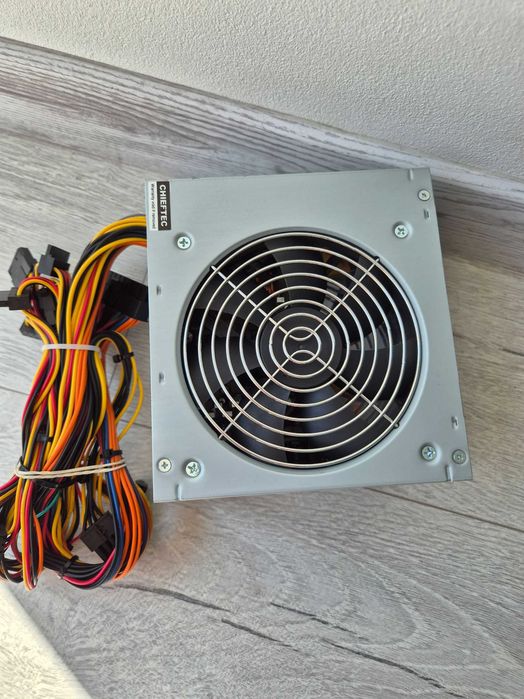 за півціни блок Chieftec iArena GPB-400S \ Value (4+4 CPU\6+2 GPU). Trade-IN