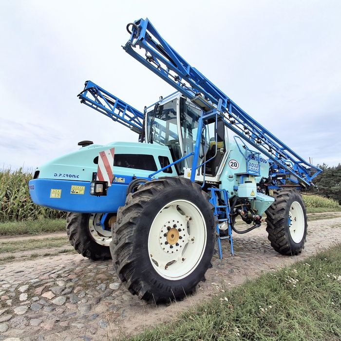 Opryskiwacz samojezdny Berthoud Boxer II 3000l 24/21m Iveco Jaskółki