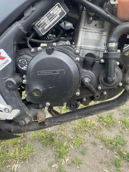 Geon Issen v4 250cc