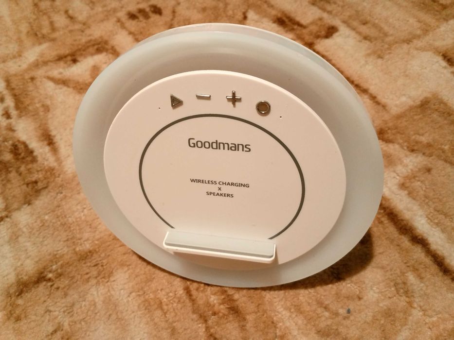 Ładowarka bezprzewodowa głośnik bluetooth lampka led Goodmans