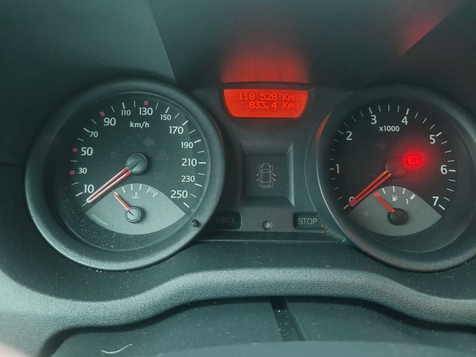 Renault Mégane II 1.5 dCi Diesel – 117.000 km – Muito económico – IUC baixo