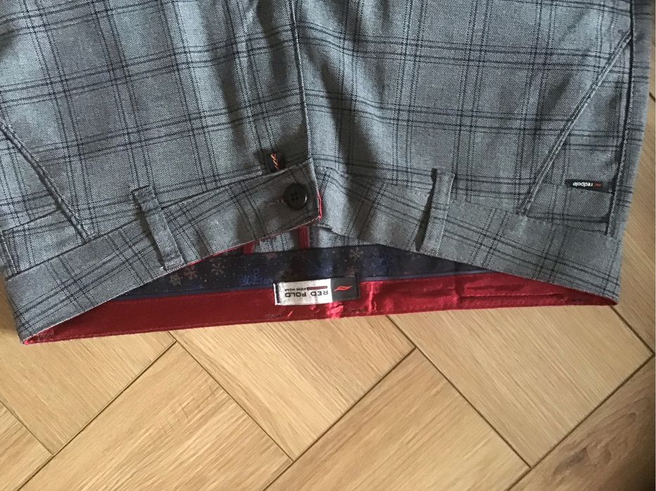 Spodnie eleganckie jogger