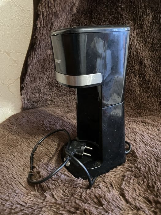 Крапельна кавоварка Scarlett SC-CM33002 — 500 грн