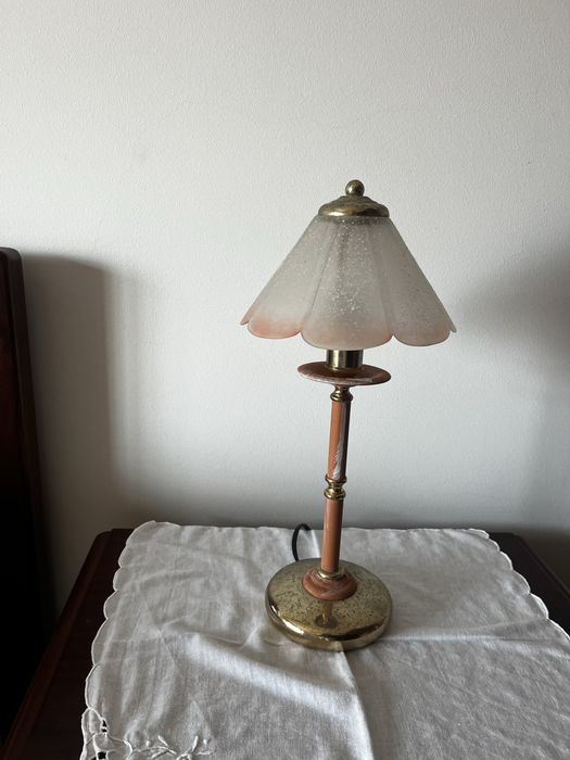 bedside lamp430227285439959043