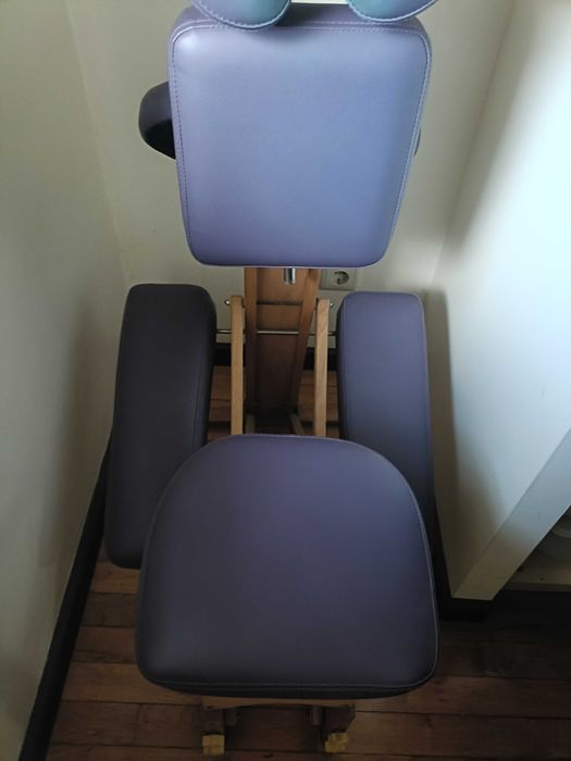 Cadeira de massagem de madeira