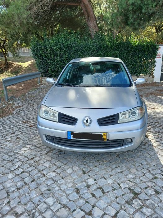 Venho Renault megane 1.5dci gasóleo ano 2008