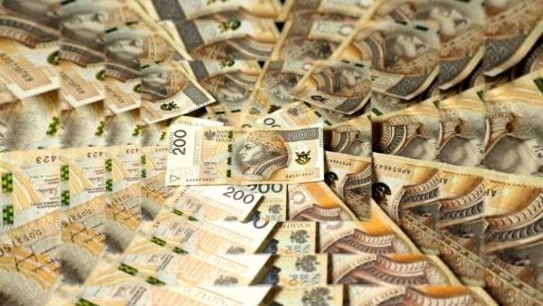 Pożyczka pozabankowa, konsolidacja chwilówek, wniosek przez telefon