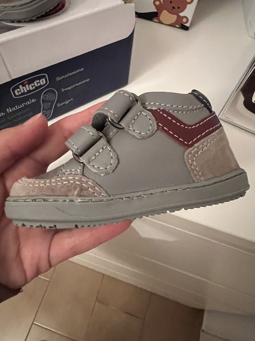 Botas chicco novas