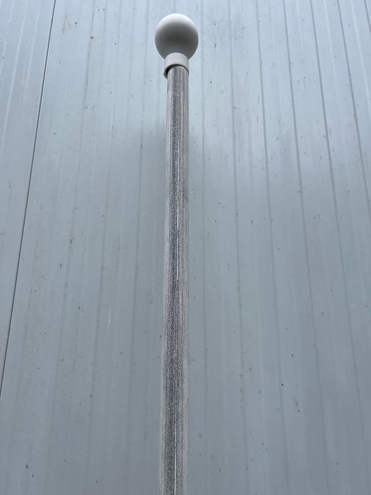 Varão branco para cortinados