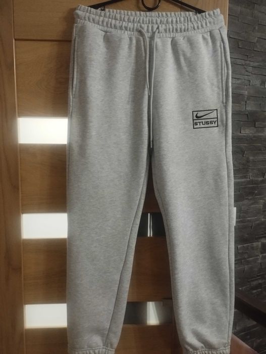 Spodnie dresowe Nike Stussy M