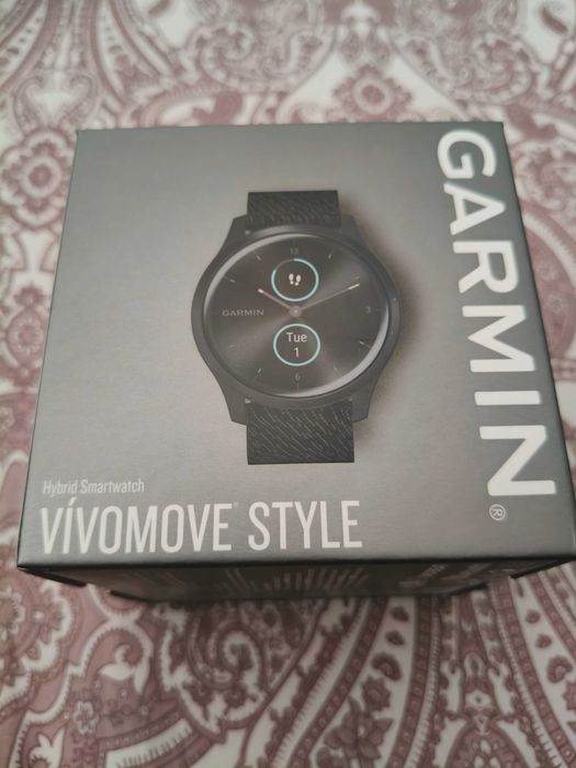 Smartwatch híbrido Garmin Vivomove Style preto