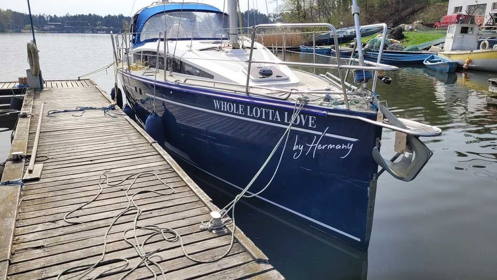 Jacht Shine30 czarter jachtu wynajem Mazury 3 kabiny