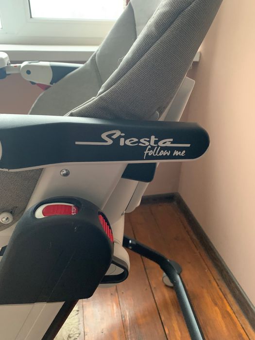 Столик, стільчик для годування малюків Peg-Perego Siesta Follow Me