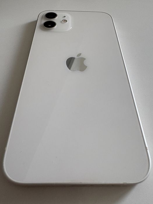 iPhone 12 64GB branco
